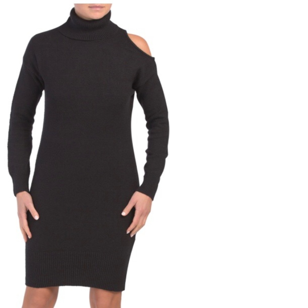 🔥Sexy black sweater dress with cutout shoulder